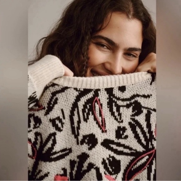NWT Anthropologie Floral Pop Embroidered Sweater - Size S/XS Oversized XS - Picture 3 of 11